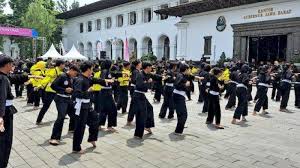 Pencak Silat sebagai Sarana Pendidikan Jasmani dan Moral Anak Bangsa
