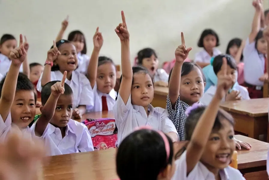 Pendidikan yang Terlalu Serius Justru Menumpulkan Rasa Ingin Tahu
