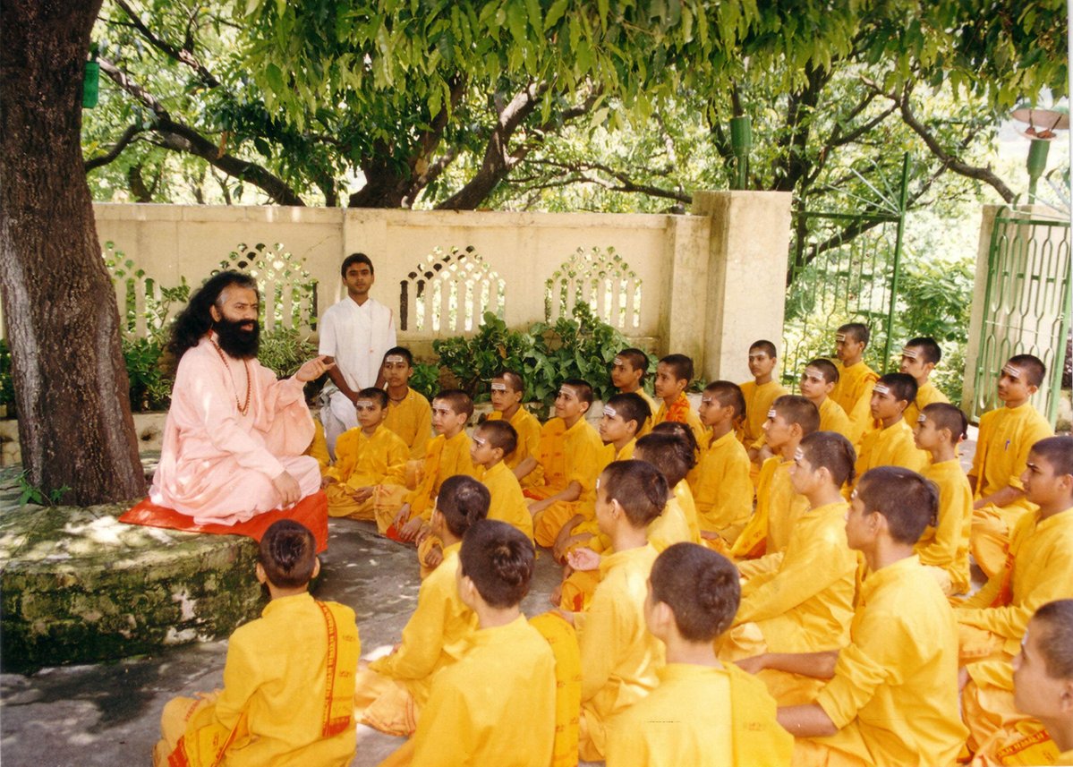 Sekolah India: Tradisi Gurukul yang Mengajarkan Spiritual dan Ilmu